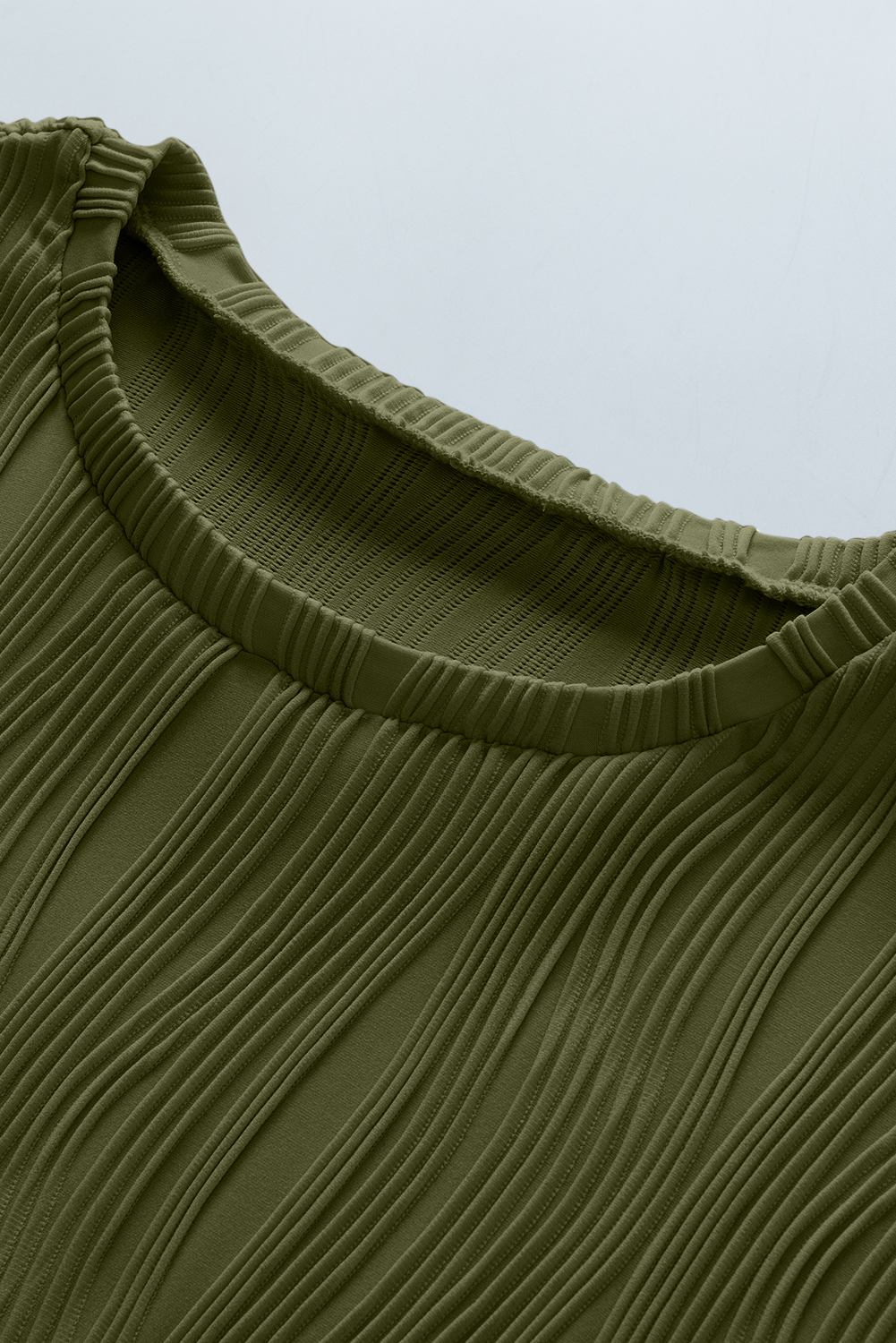 Plus Size Jungle Green Solid Color Wavy Textured  Tee