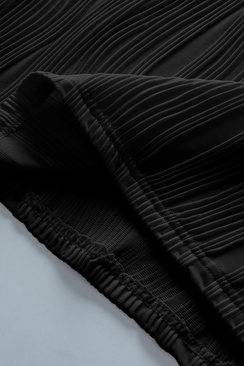 Plus Size Black Solid Color Wavy Textured  Tee