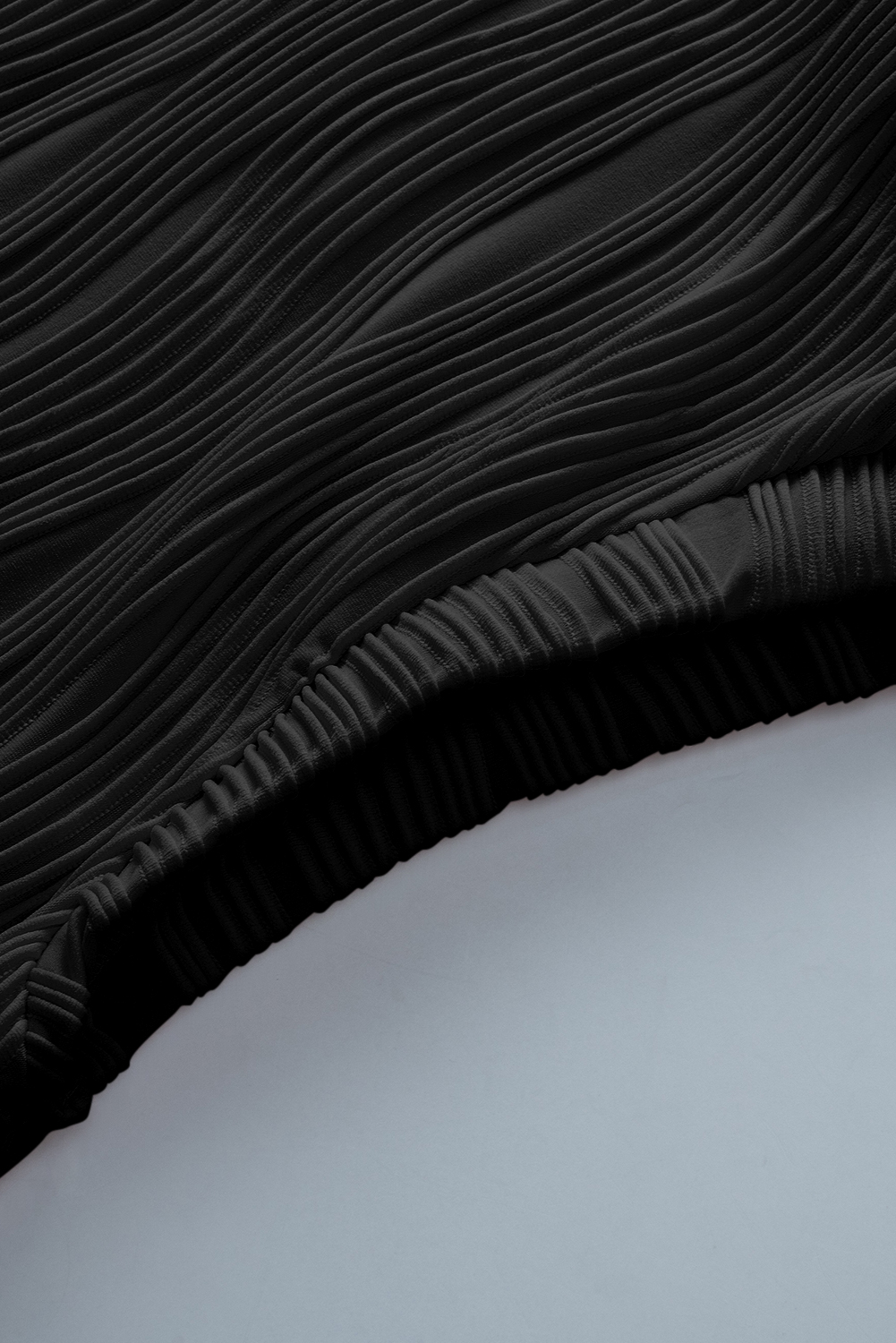 Plus Size Black Solid Color Wavy Textured  Tee