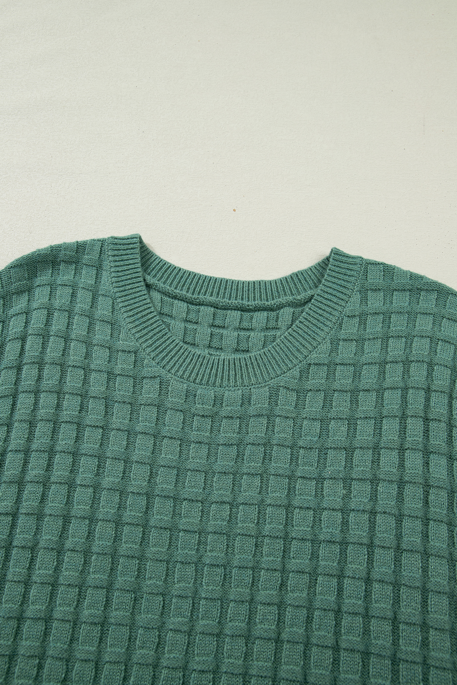 Plus Size Mist Green  Solid Color Textured Knit Short Sleeve Sweater