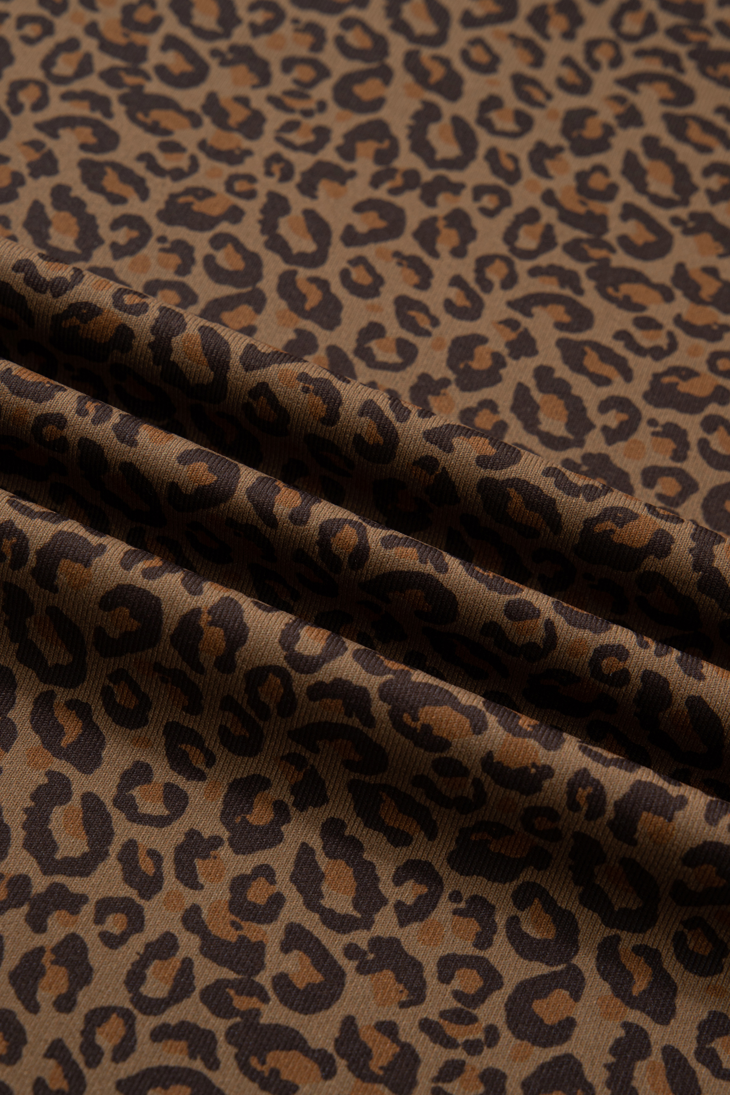 Plus Size Khaki  Leopard Print Ribbed Trim Round Neck Tee