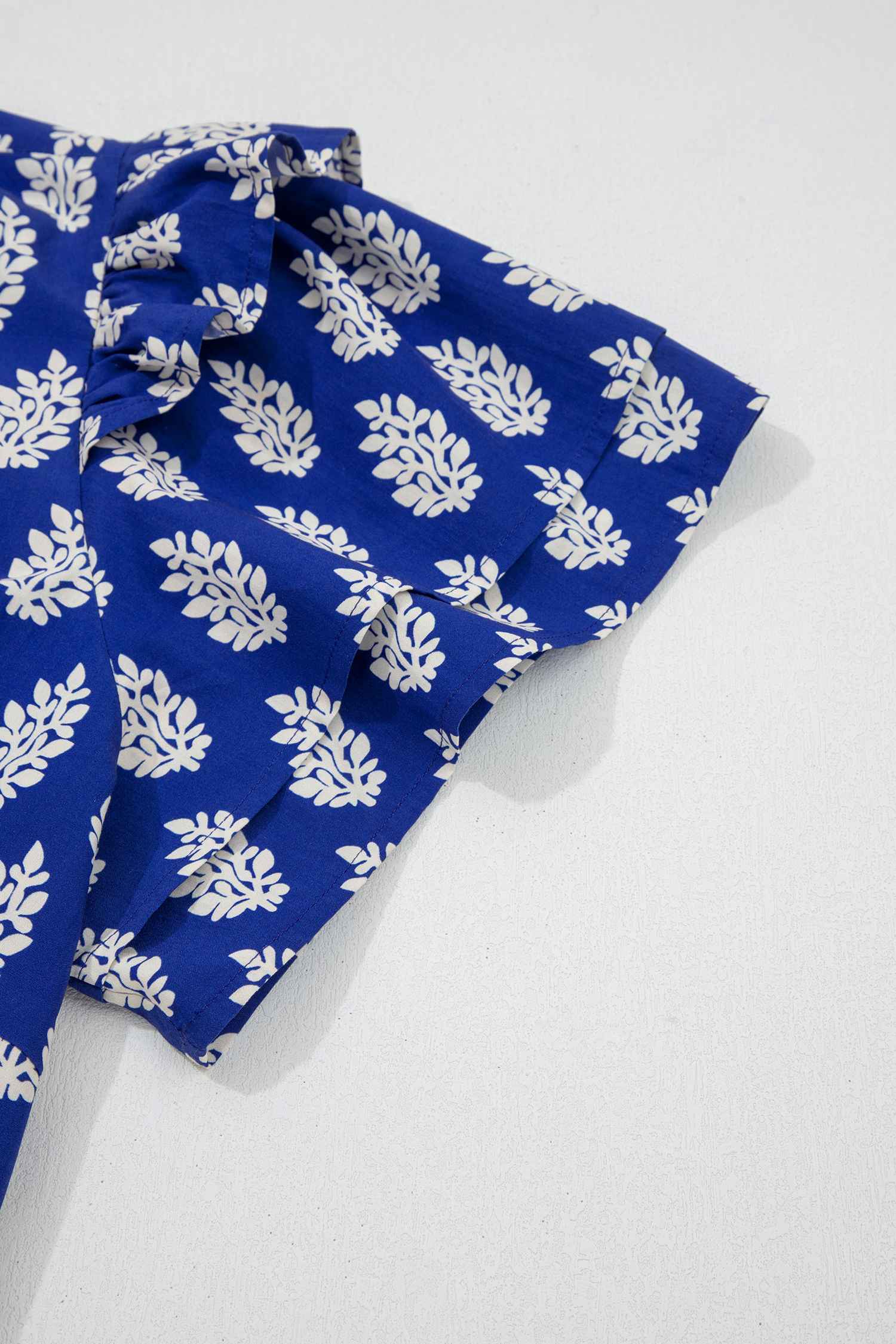 Plus Size Blue  Botanical Print Tie V Neck Ruffle Short Sleeve Blouse