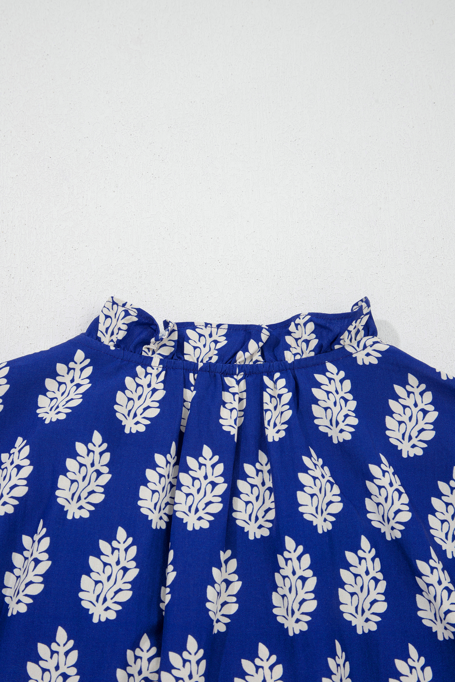 Plus Size Blue  Botanical Print Tie V Neck Ruffle Short Sleeve Blouse