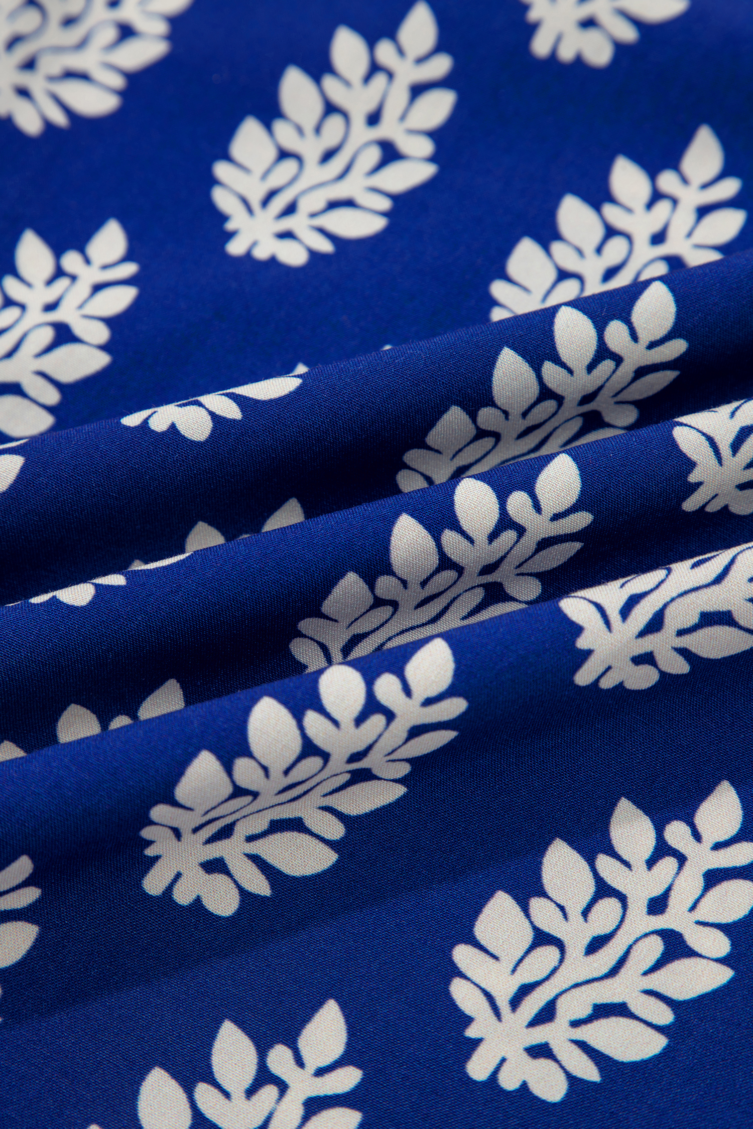 Plus Size Blue  Botanical Print Tie V Neck Ruffle Short Sleeve Blouse