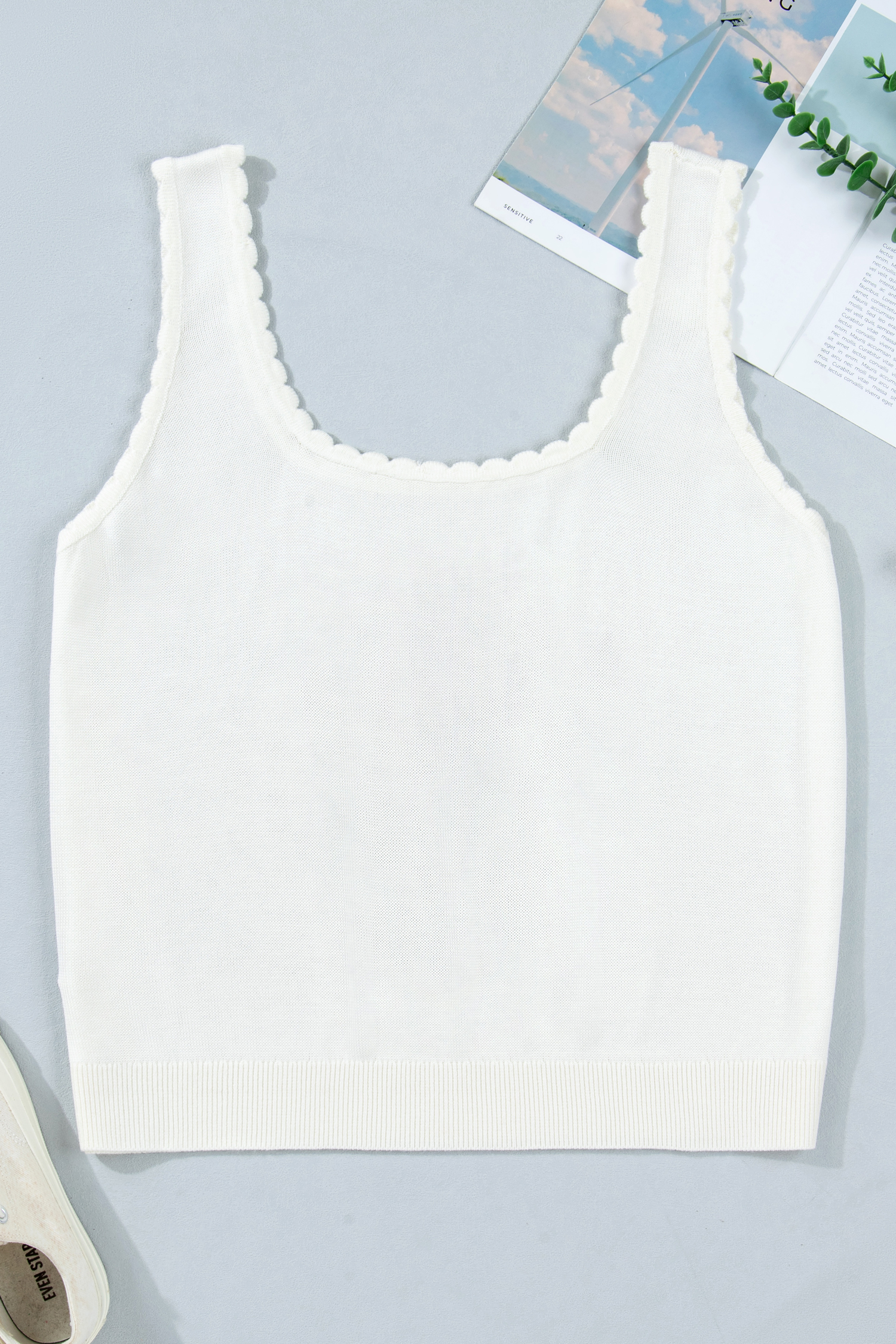 Plus Size White  Floral Print Scalloped Trim Square Neck Sweater Vest