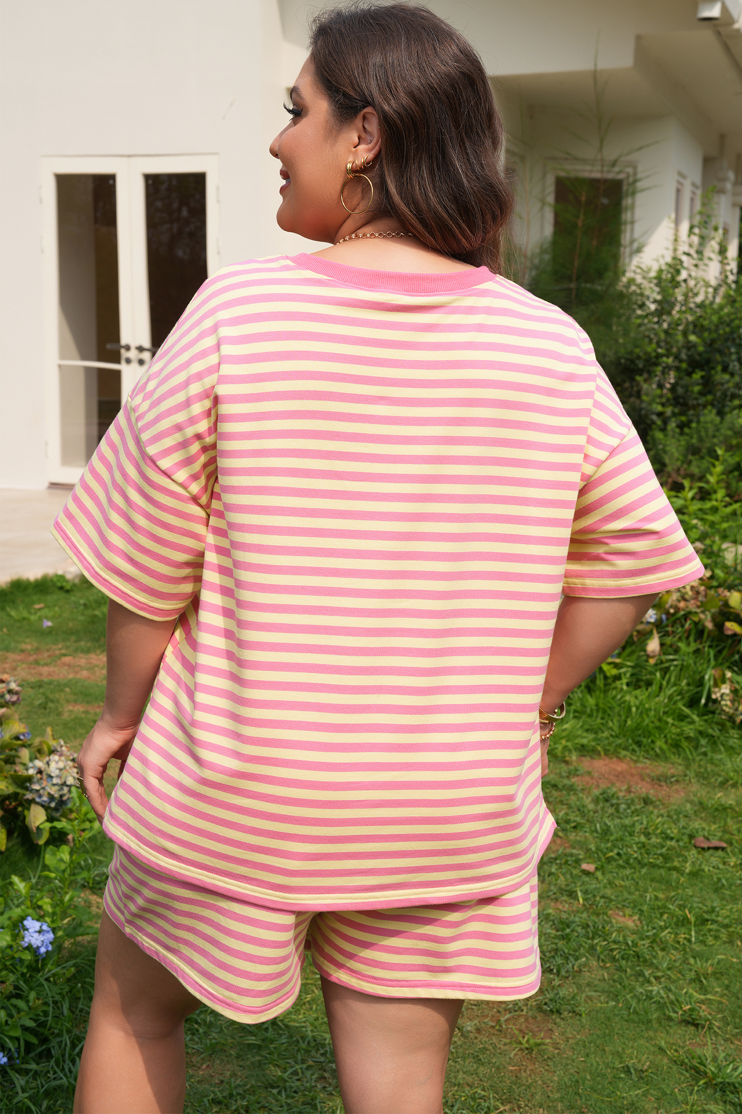 Plus Size Rose Stripe Boxy Tee Drawstring Elastic Waist  Short Set