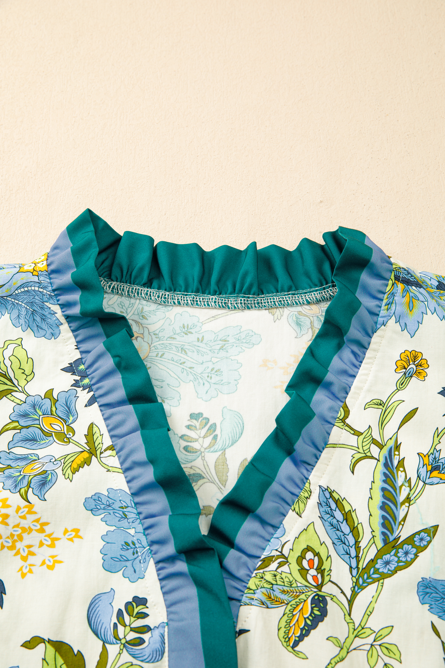 Plus Size Sky Blue  Frilled V Neck Short Sleeve Floral Blouse