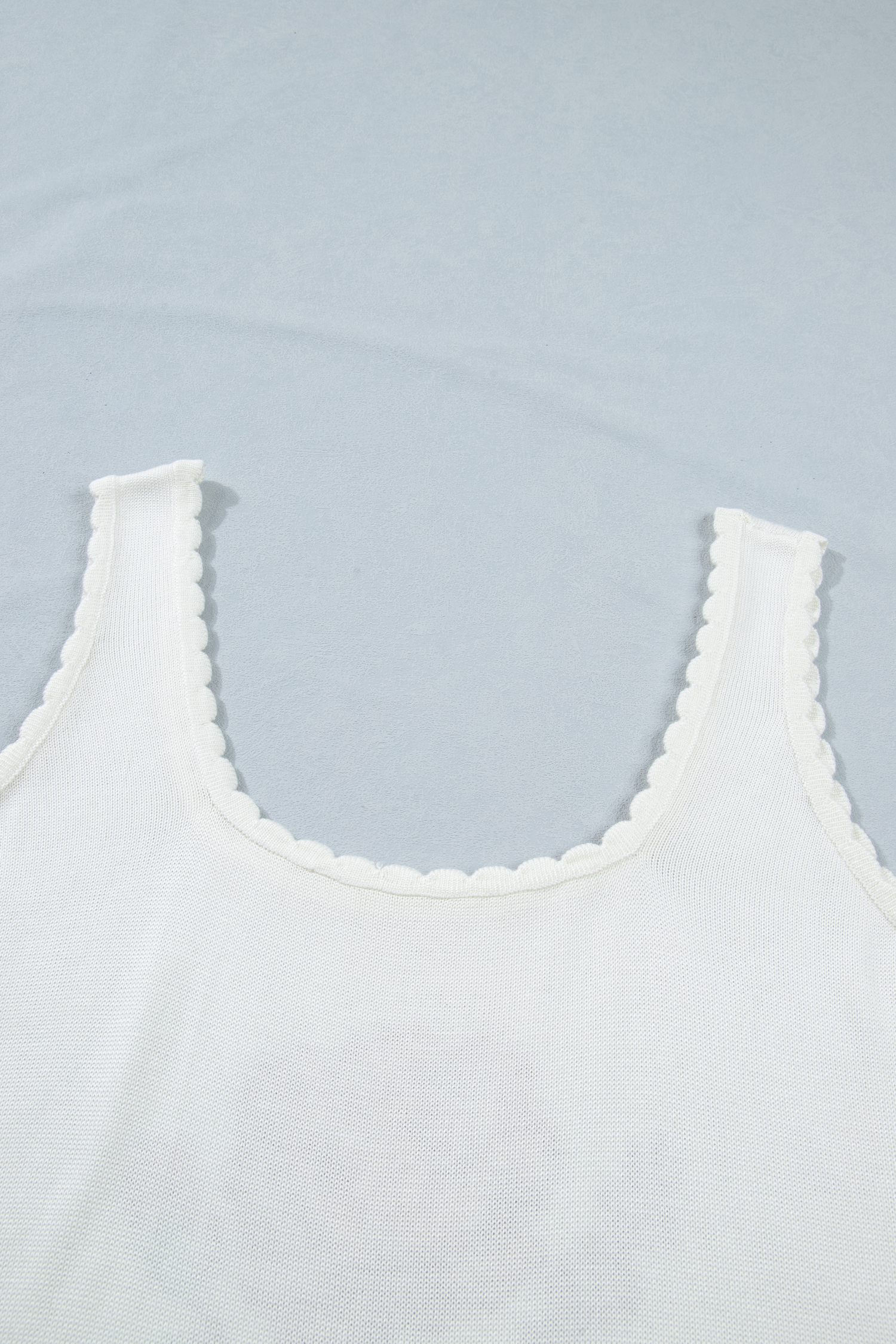 Plus Size White  Floral Print Scalloped Trim Square Neck Sweater Vest