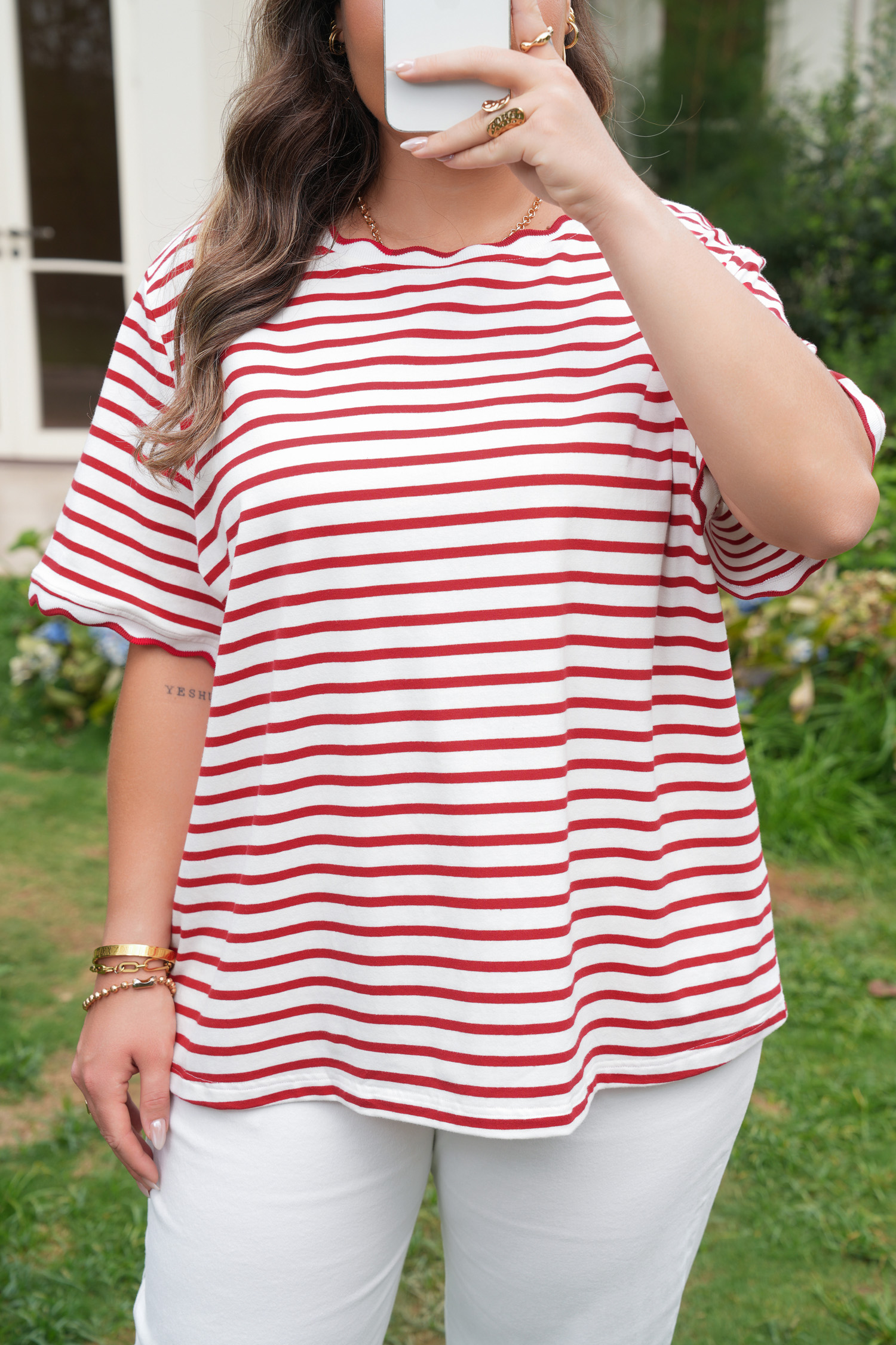 Plus Size Red Stripe  Scalloped Trim Round Neck Short Sleeve Top