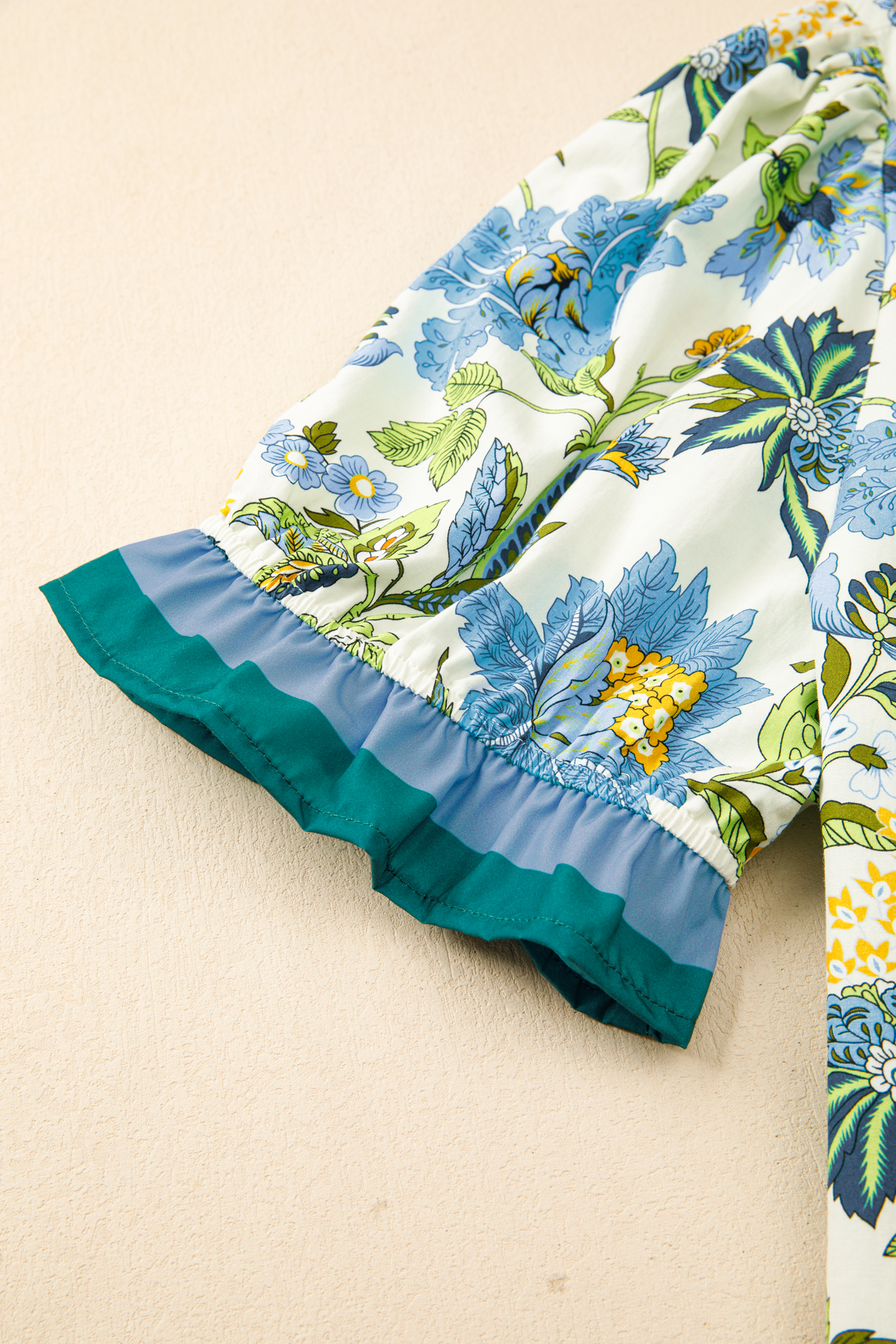 Plus Size Sky Blue  Frilled V Neck Short Sleeve Floral Blouse