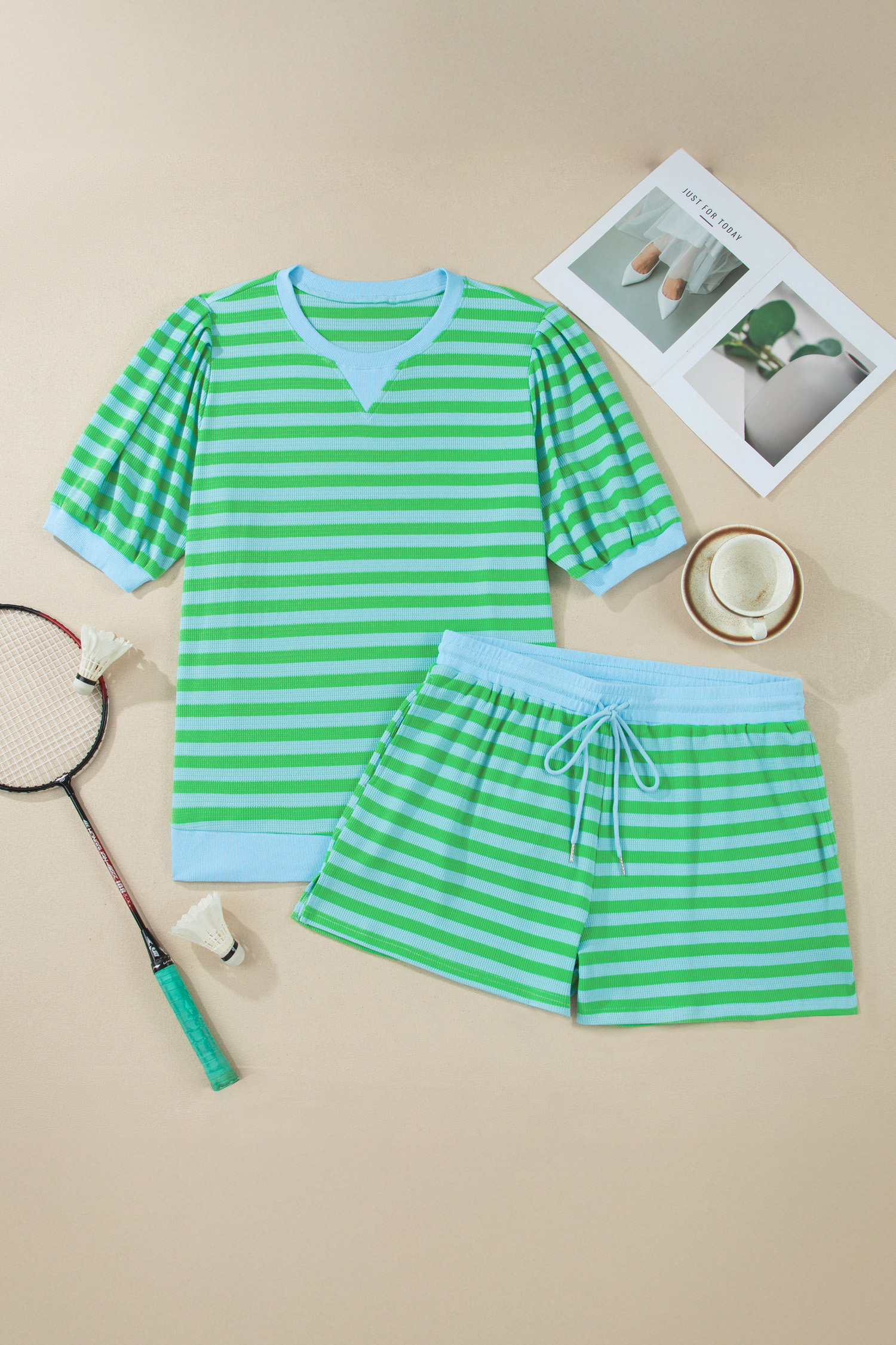 Plus Size Green Stripe  Colorblock Detail Puff Sleeve Top Drawstring Shorts 2pcs Outfit