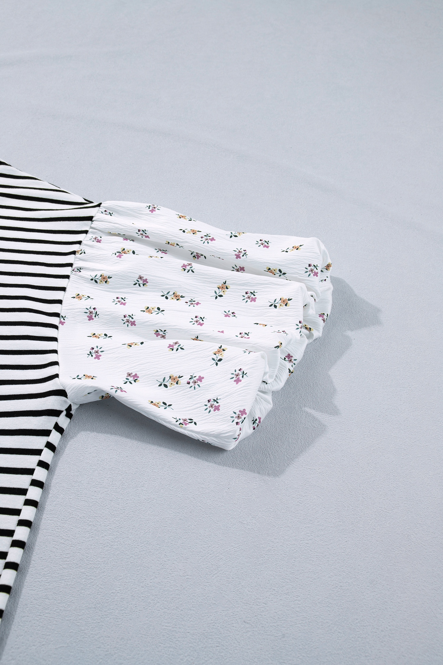 Plus Size Black Stripe  Striped Short Sleeve Top with Floral Puff Sleeves