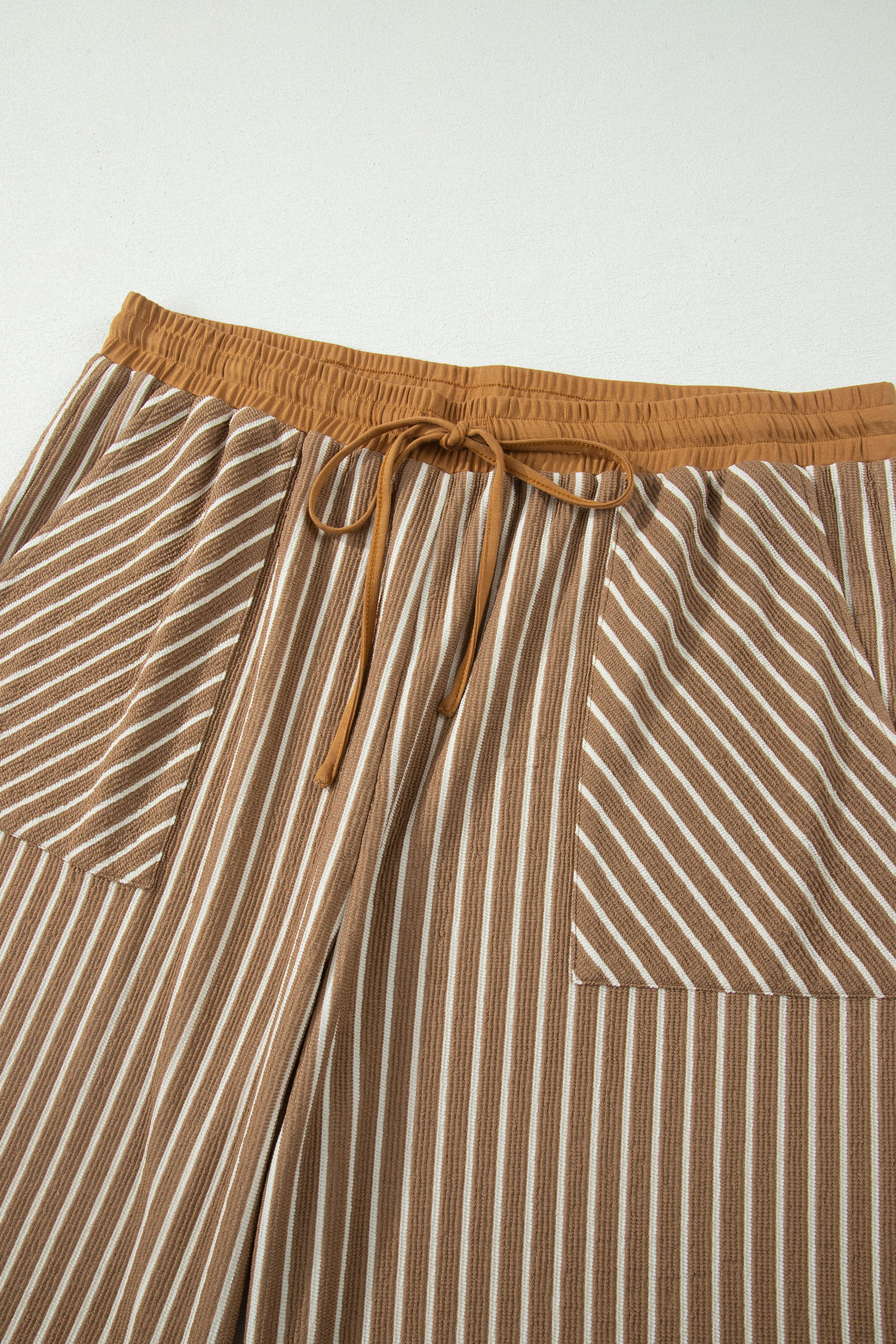 Plus Size Khaki Stripe  Striped Colorblock Pocket Lounge Set