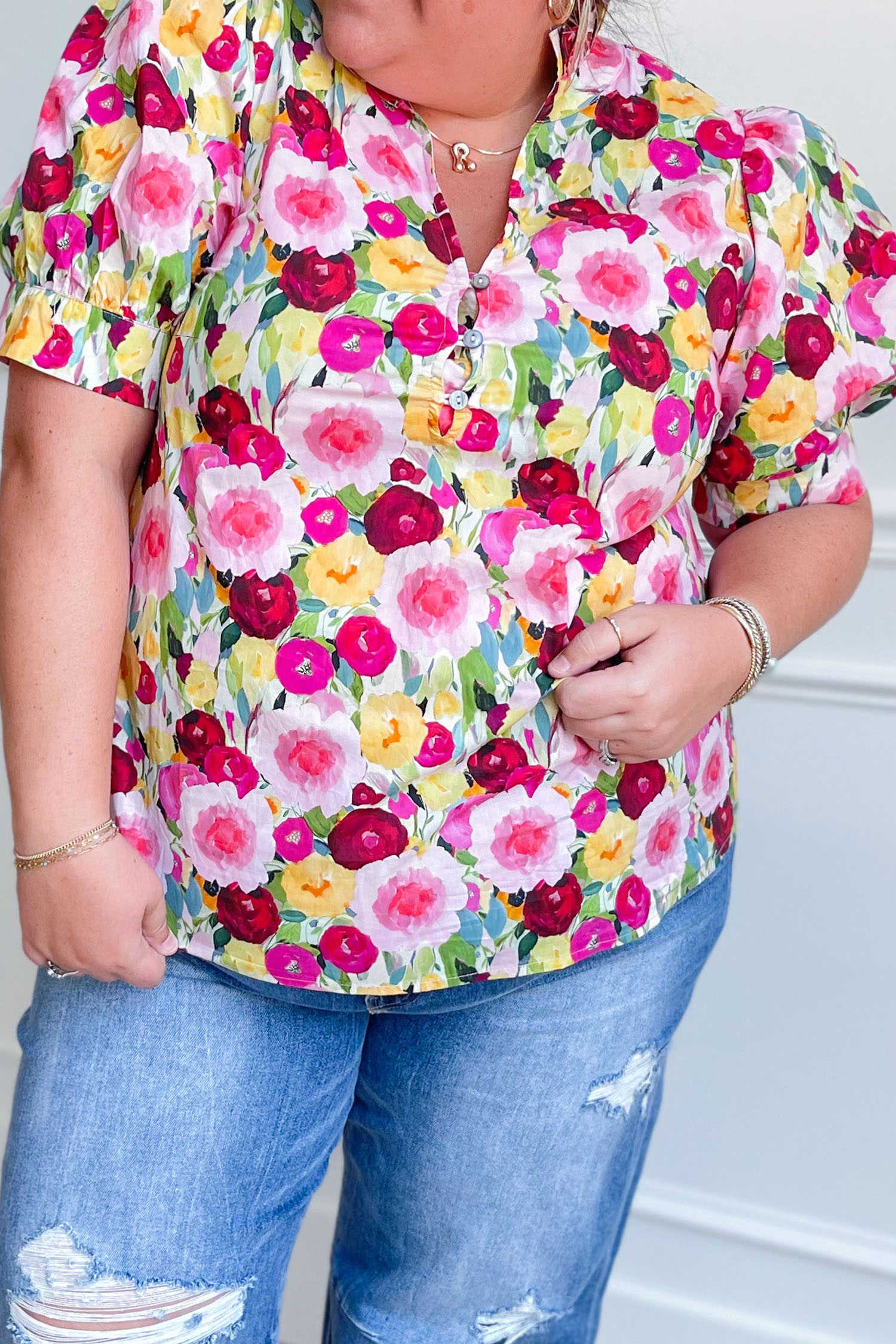 Plus Size Pink  Flower Print Split V Neck Puff Short Sleeve Top