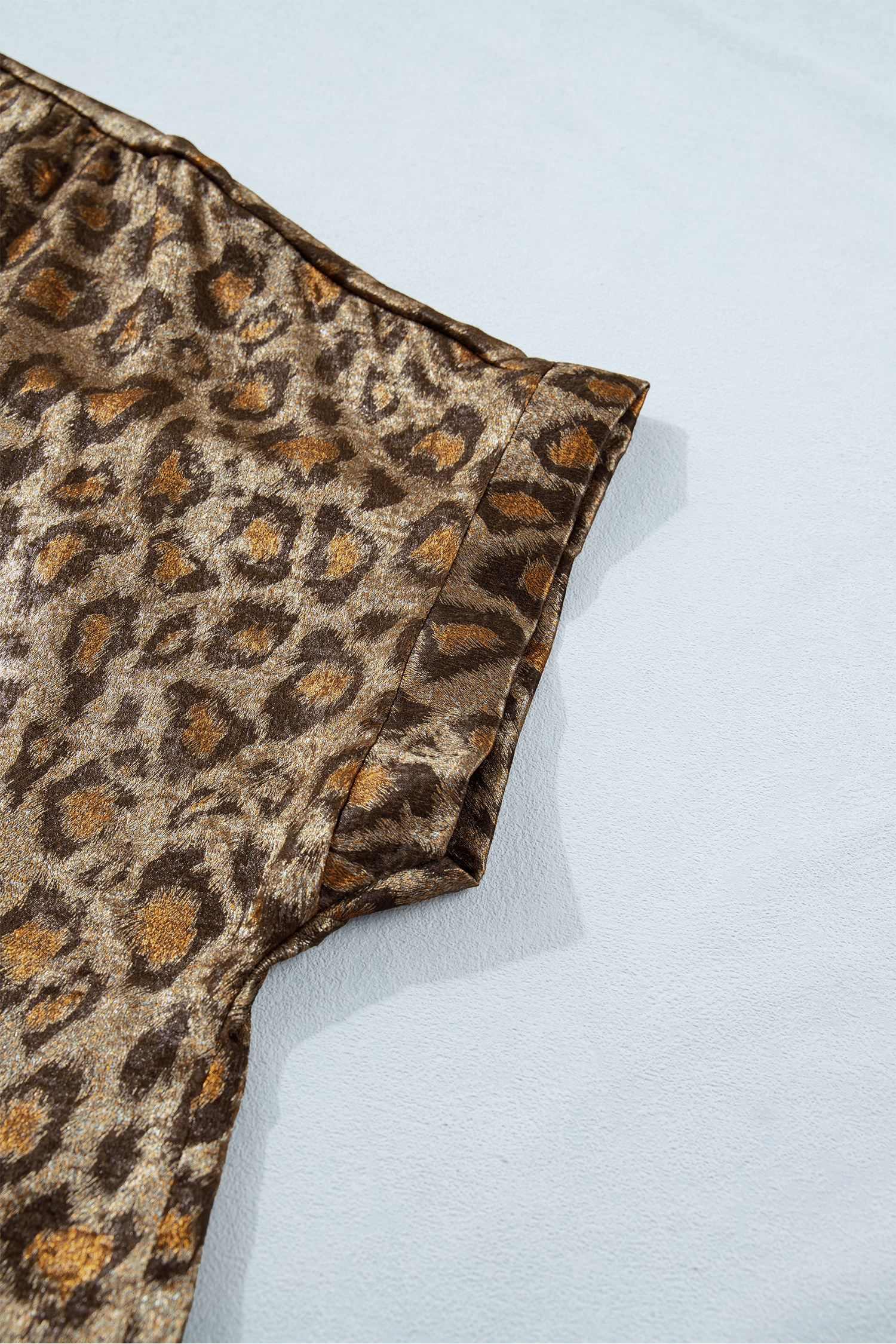 Plus Size Gold  Leopard Print Short Sleeve Dolman Shirt