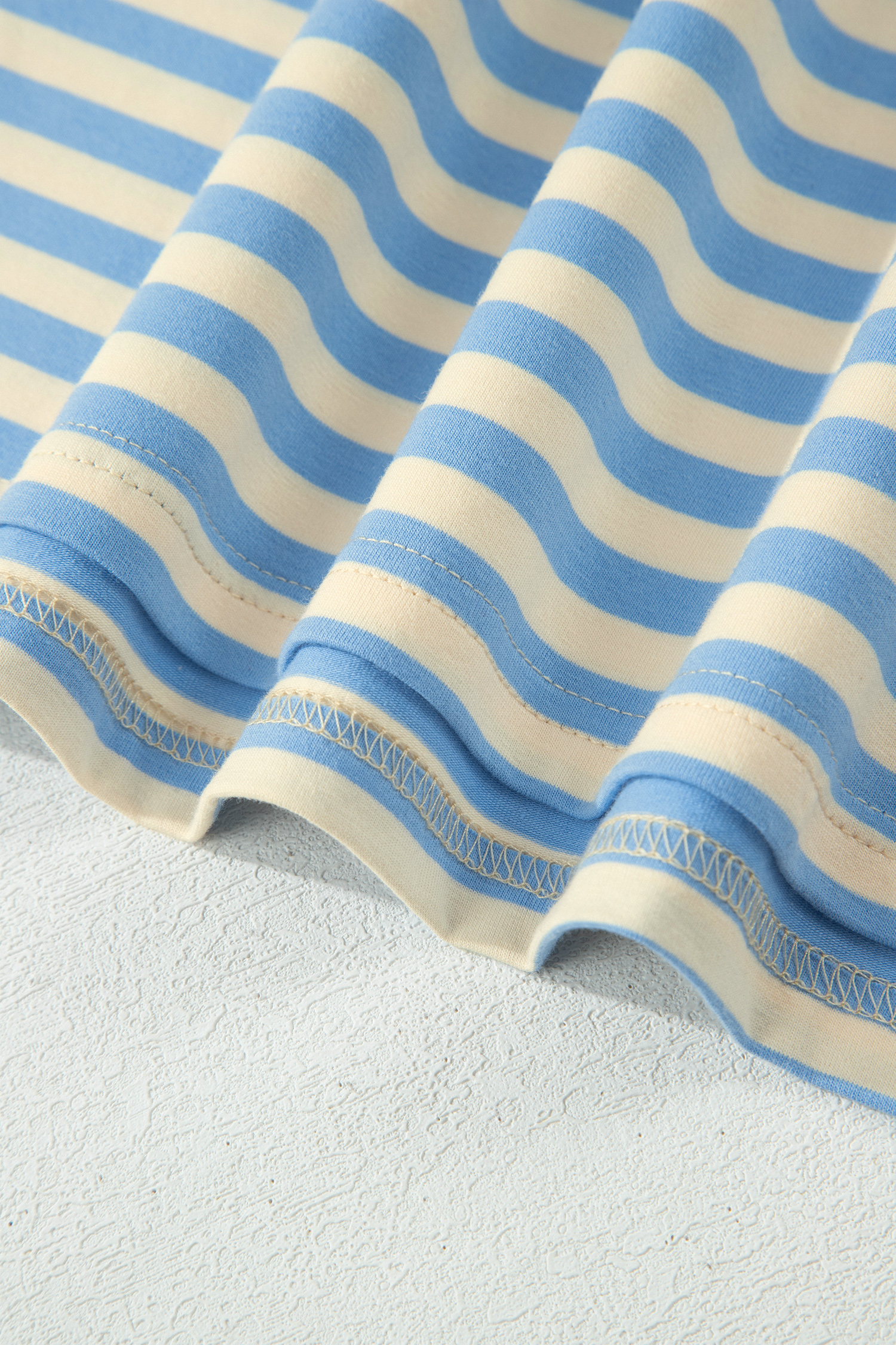 Plus Size Sky Blue Stripe  Drop Shoulder Contrast Trim Round Neck Tee