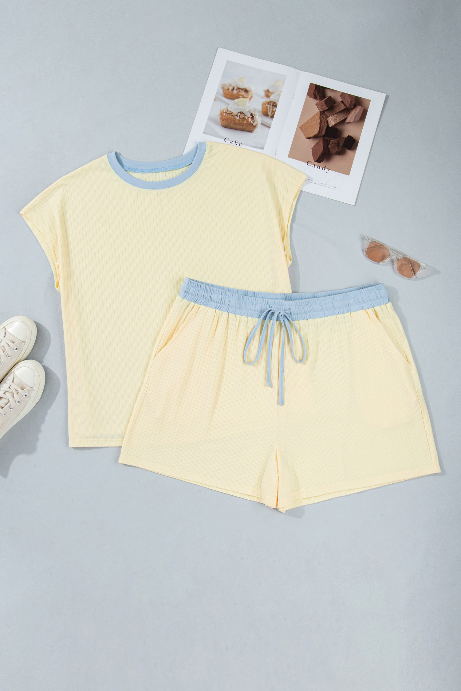 Plus Size Yellow Cream  Ribbed Color Block Trim Drawstring Shorts 2pcs Set
