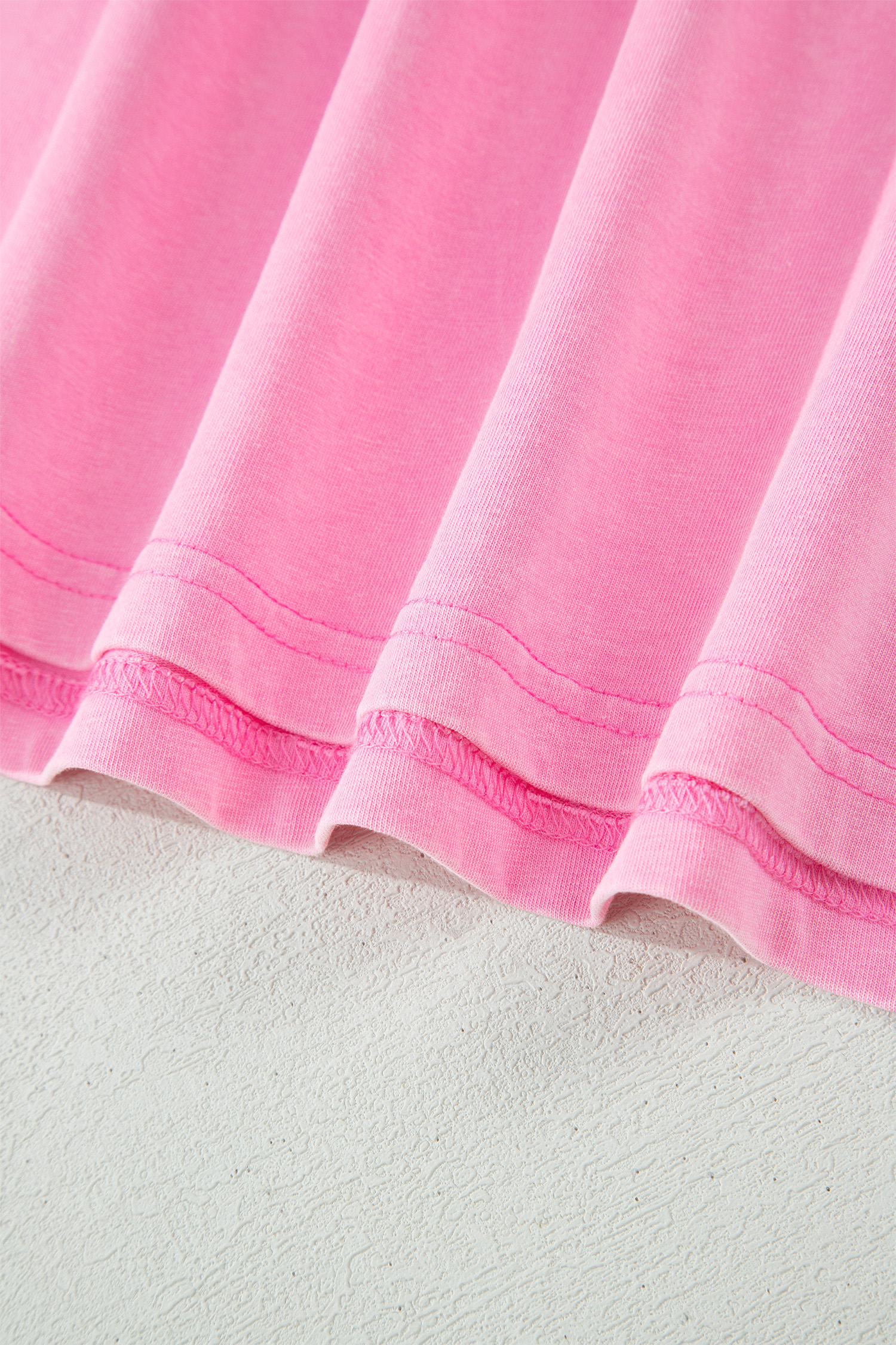 Plus Size Sachet Pink  Mineral Wash Raw Edge Round Neck Tee