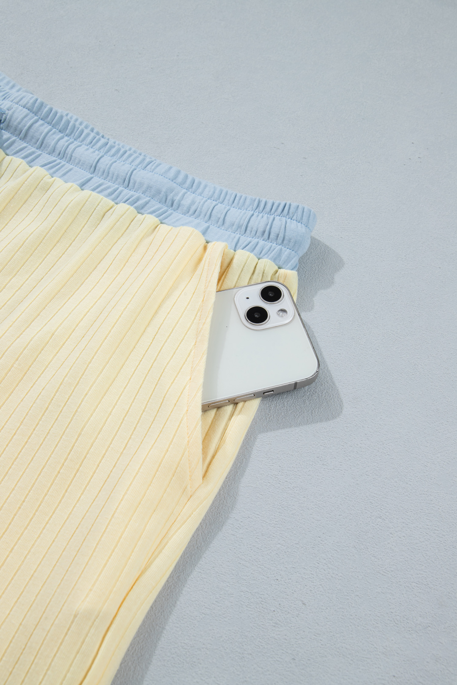 Plus Size Yellow Cream  Ribbed Color Block Trim Drawstring Shorts 2pcs Set