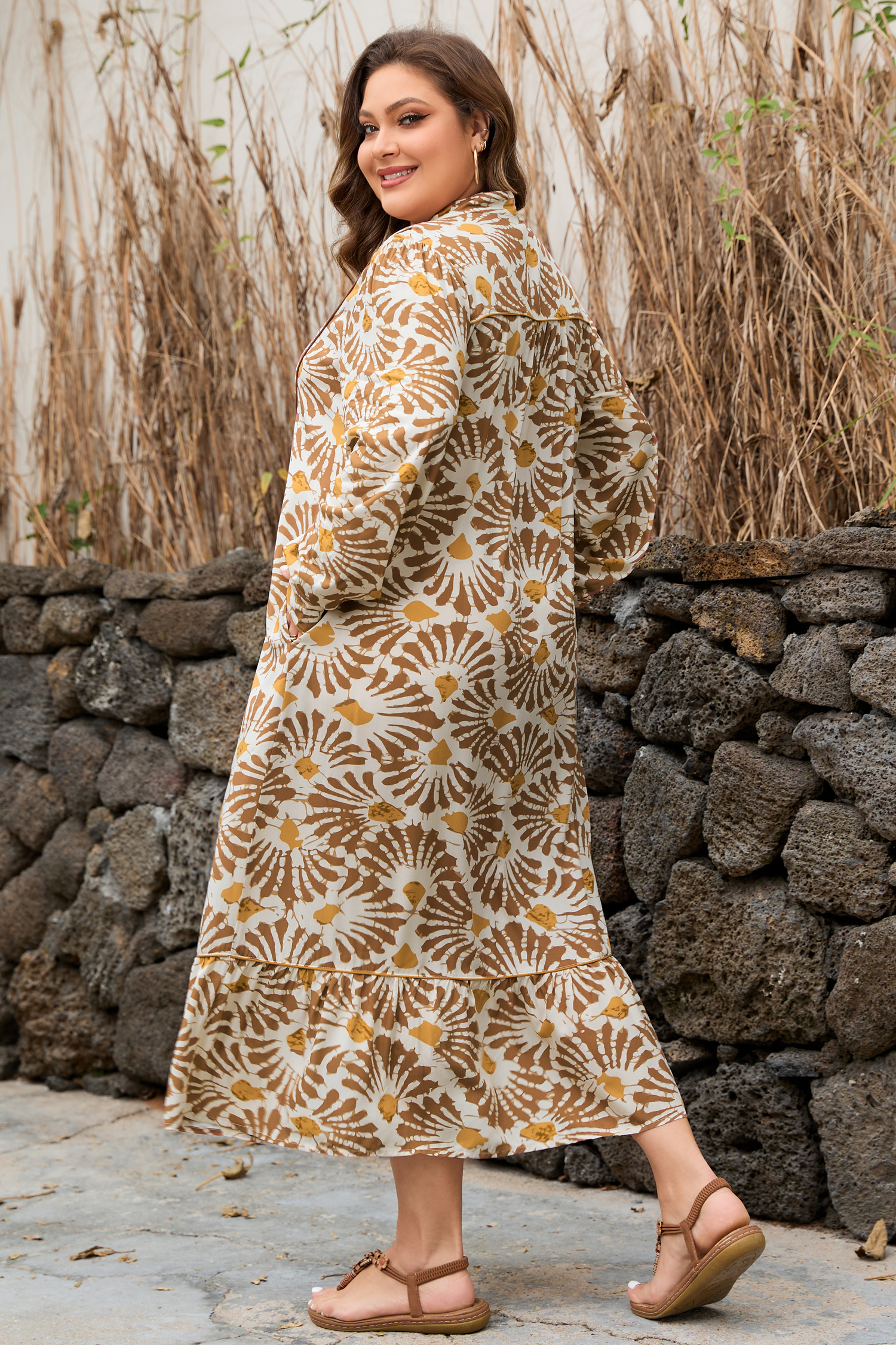 Plus Size Khaki Abstract Plant Print Loose  Long Dress