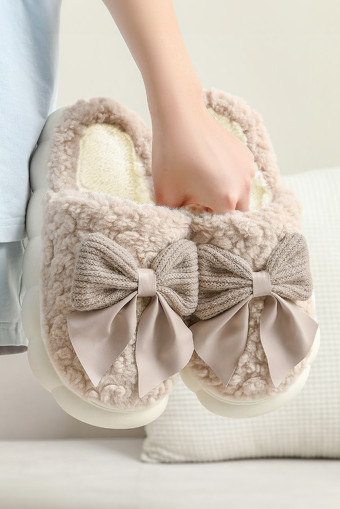 Camel Contrast Bowknot Applique Plush Winter Slippers (Colors May Differ by Batch)