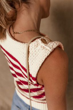 Red Stripe Textured Knit Ribbed Hem Sweater Tank Top