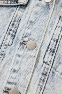 Beau Blue Light Wash Buttoned Chest Pocket Puff Sleeve Denim Jacket