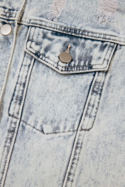 Beau Blue Light Wash Buttoned Chest Pocket Puff Sleeve Denim Jacket