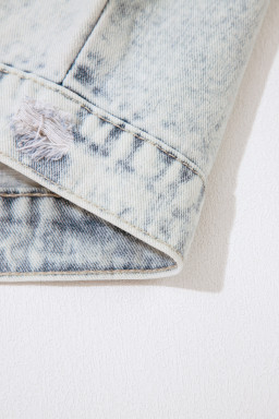 Beau Blue Light Wash Buttoned Chest Pocket Puff Sleeve Denim Jacket