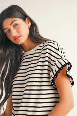 Black Stripe Scallop Lace Trim Ruffle Short Sleeves Crewneck Top