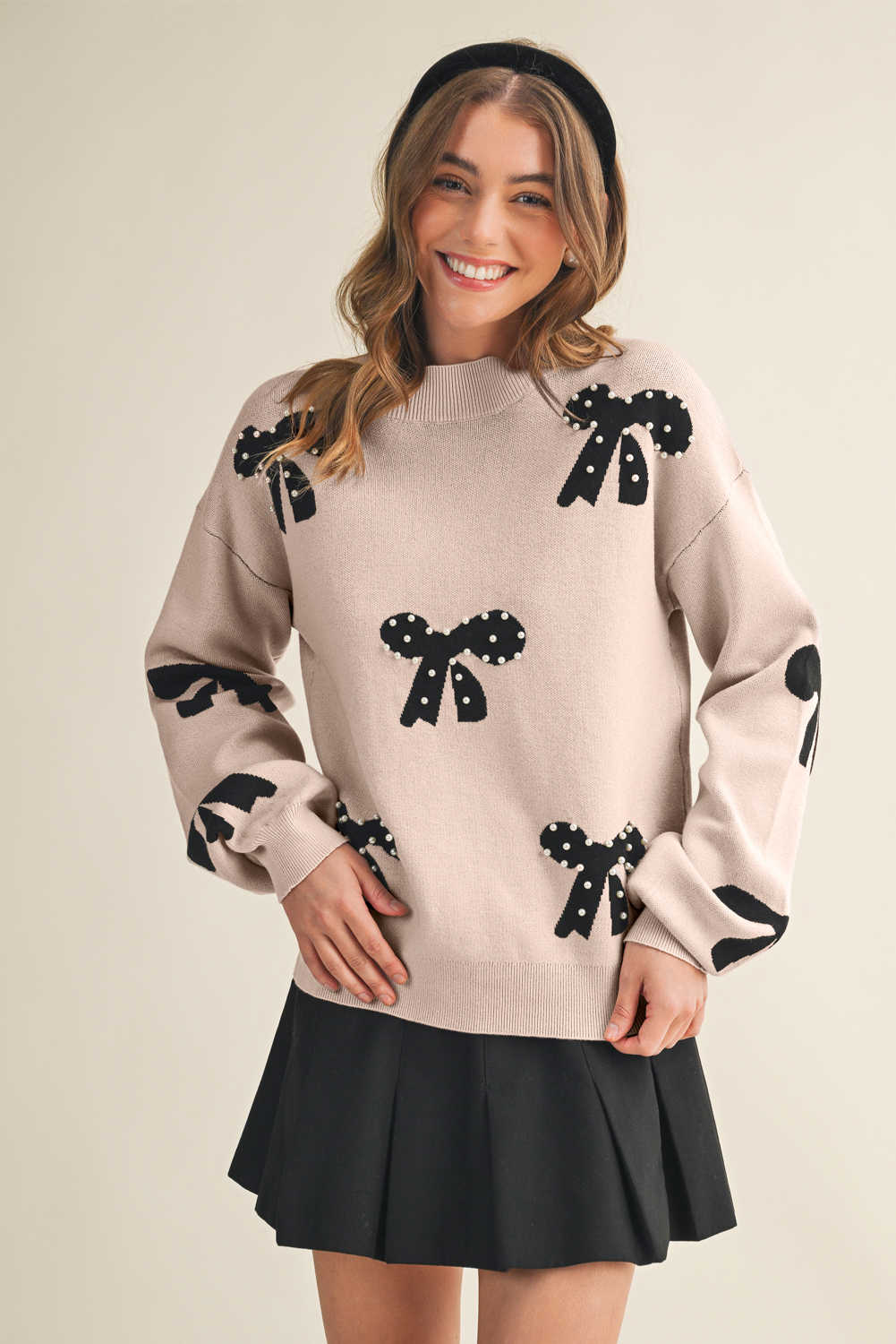 Smoke Gray Pearl Embellished Bow Pattern Loose Sweater