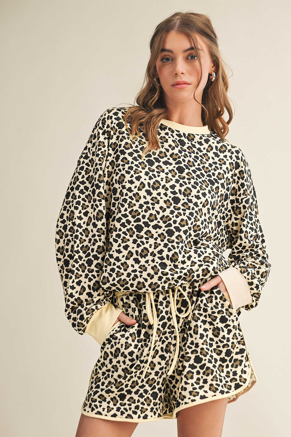 Brown Leopard Print Contrast Trim Long Sleeve Pullover Drawstring Shorts 2pcs Outfit