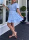 فستان ميني سوينغ مكشكش بياقة على شكل V أزرق سماوي