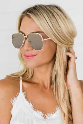 Golden Metal Frame Aviator Sunglasses