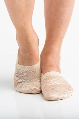 Apricot No-Slip Floral Lace Sneaker Socks