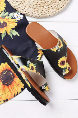 Sunflower Printed Low-heeled Wedge Slippers