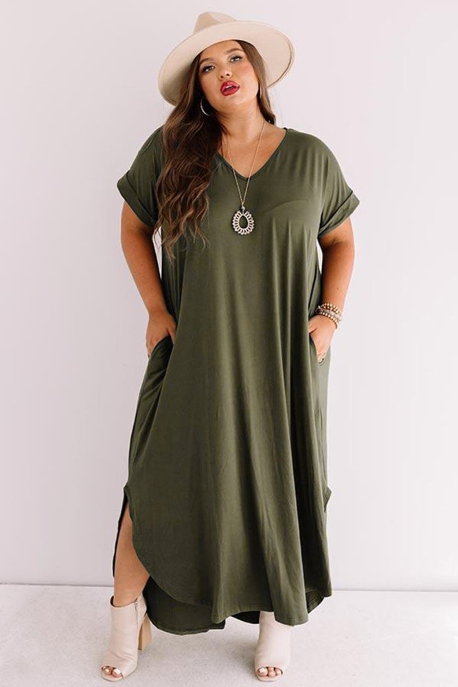 Plus Size V Neck Short Sleeve Maxi Dress with Slits