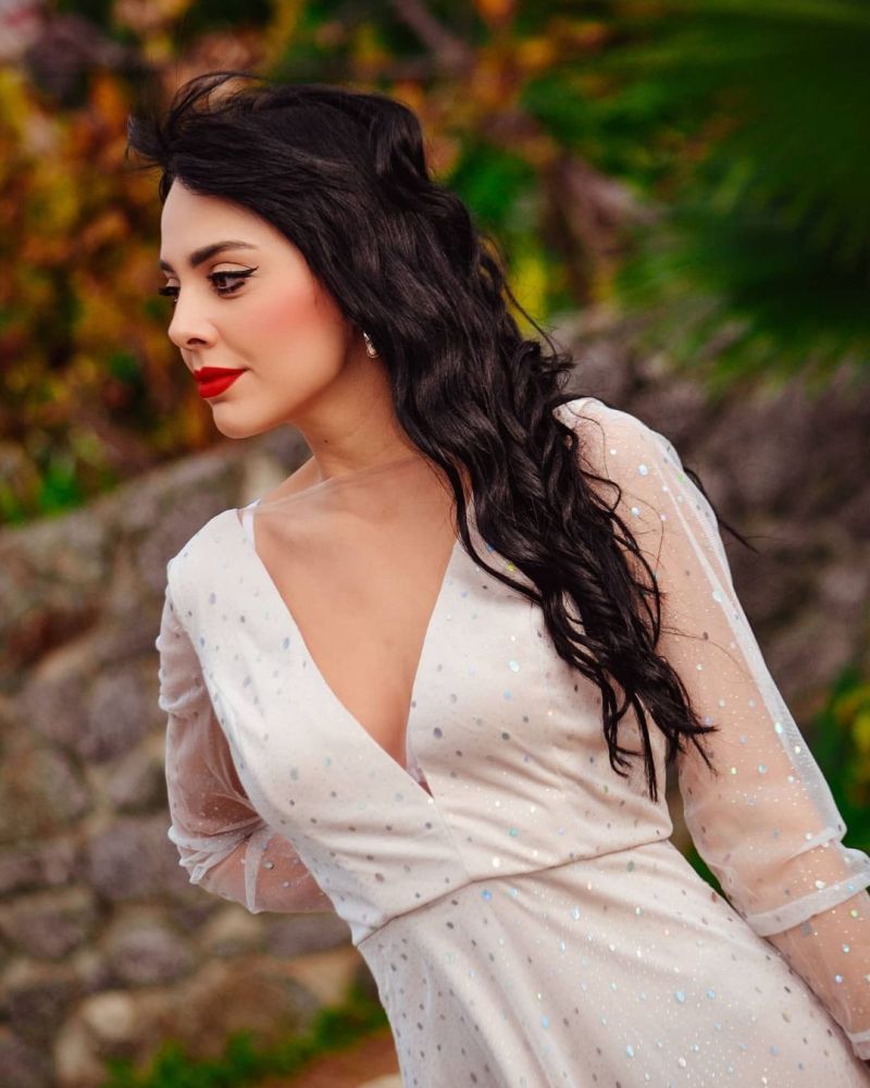 Deep V Neck Long Sleeve Sequin Tulle Wedding Long Dress