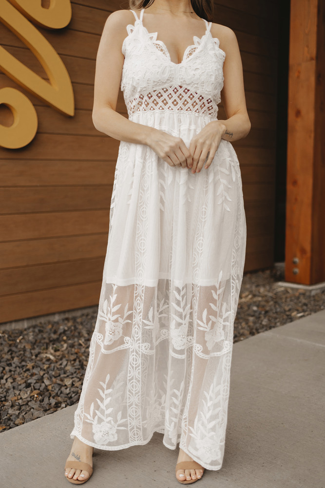 Women's Sleeveless Lace Mesh White Maxi Dress