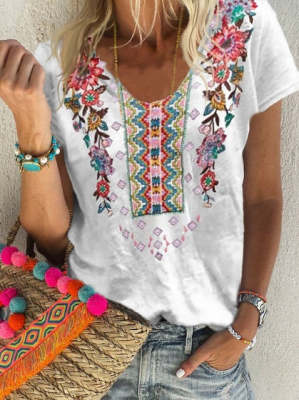 Women's T-shirts Floral Print Boho T-shirt